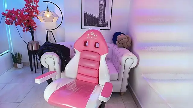 Carolina_cherry's cam snapshot