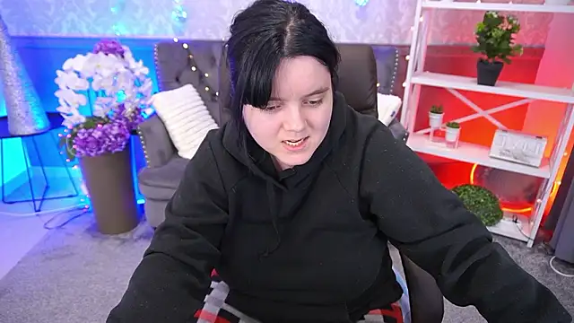 LittleShyy live sex cam