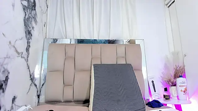 dafne_queenn's cam snapshot