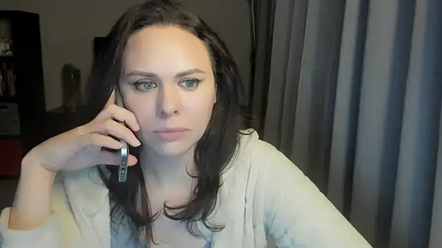 MollyCheiz live sex cam