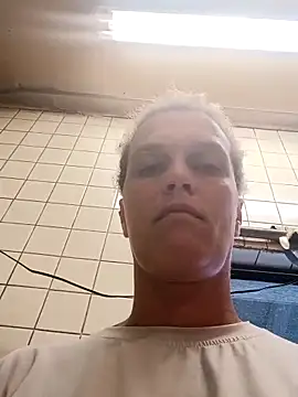 sarahkat86's cam snapshot