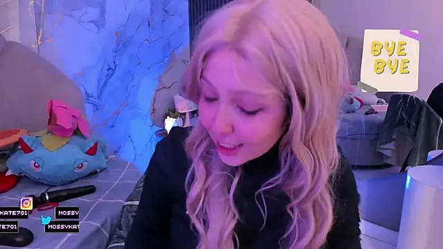 Katemoss70 live sex cam