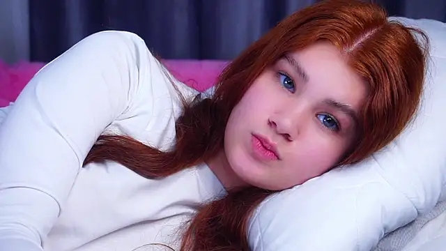 YettaCalabria live sex cam