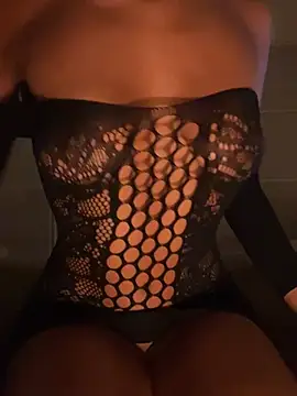 Minaaaa02 live sex cam