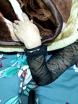 Pihu_Chopra's cam snapshot