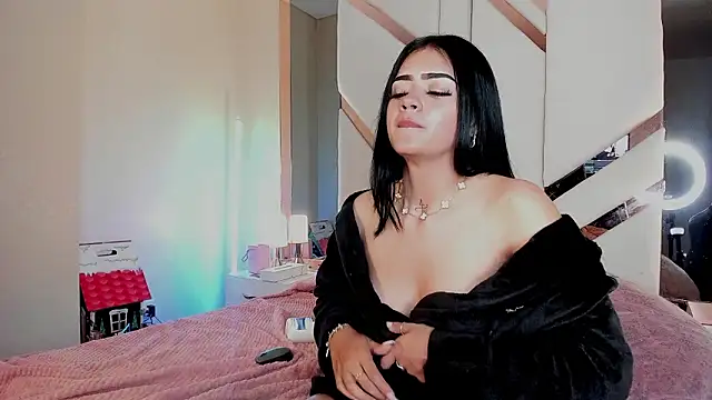 EmmaStonns's cam snapshot