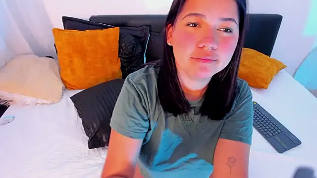 tamaraspencer_'s cam snapshot