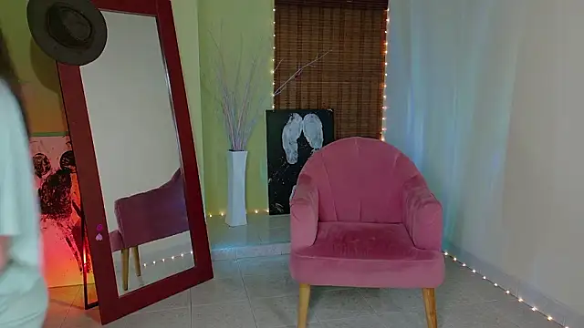 Emma__Blanco's cam snapshot