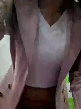 CHARLOTTE__05's cam snapshot