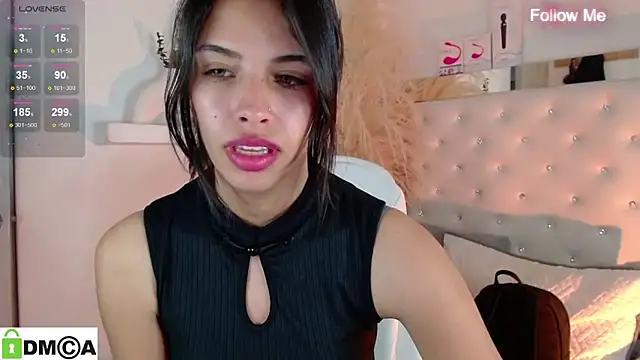 zoe_sexy_latin_19's cam snapshot