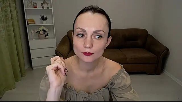 Lily_sane1's cam snapshot