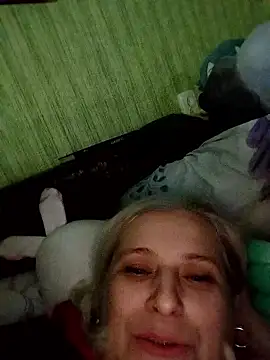 NyushaLollipop's cam snapshot