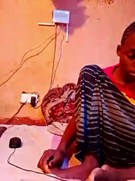 cute_naimah's cam snapshot