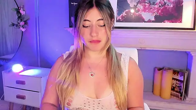 tiffany_becker's cam snapshot