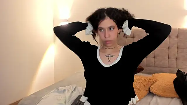 Annie_roselle's cam snapshot