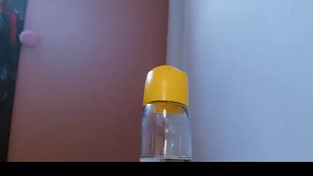 zoe_Nolimits18's cam snapshot