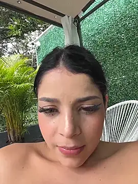 ArieliciousXXX live sex cam