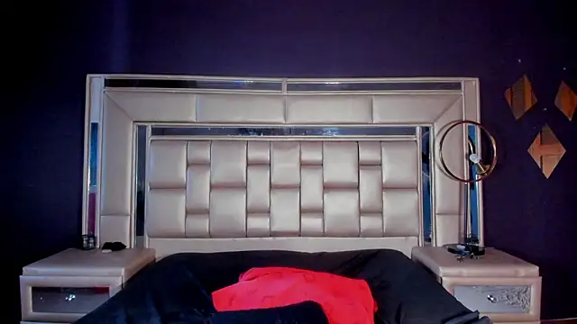 ChloeMendez live sex cam