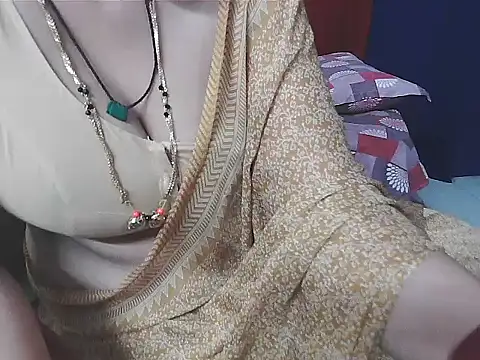sunitha-3 live sex cam