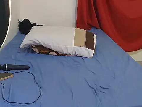 slut-Nana's cam snapshot