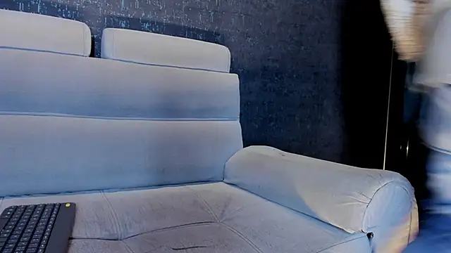 kaletattoo's cam snapshot