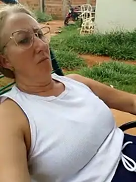 MILEIDE980's cam snapshot