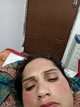 Cute-karisma1234's cam snapshot