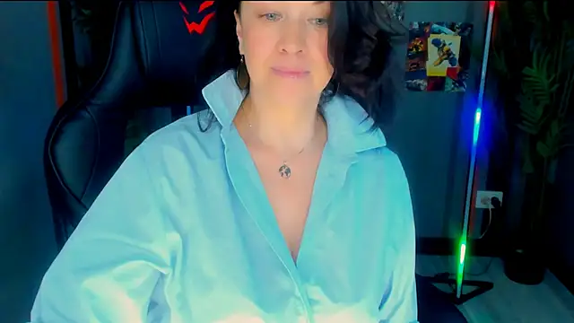 AnaMills's cam snapshot