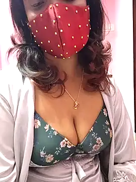 Queen-dhivya's cam snapshot