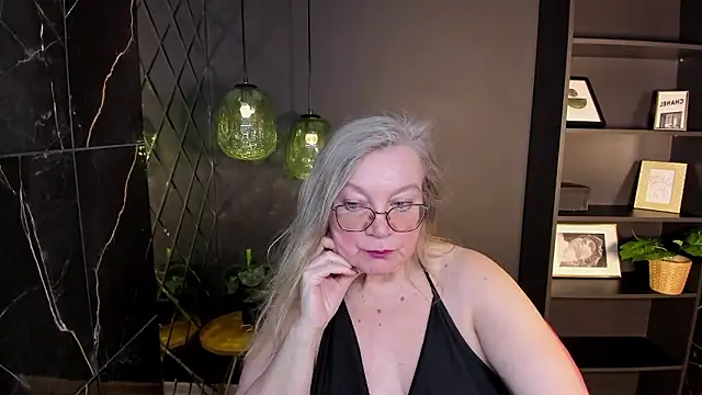 NataliMellow live sex cam