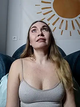 KisaVixen's cam snapshot