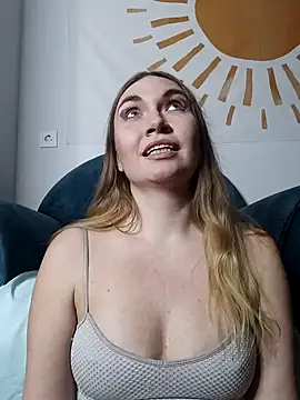 KisaVixen's cam snapshot