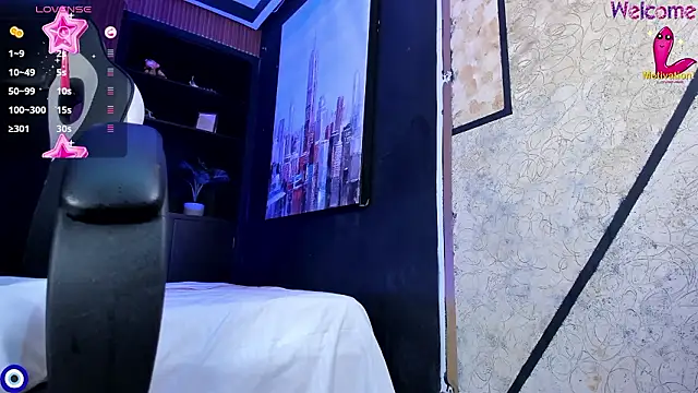 BritanyBrown_'s cam snapshot