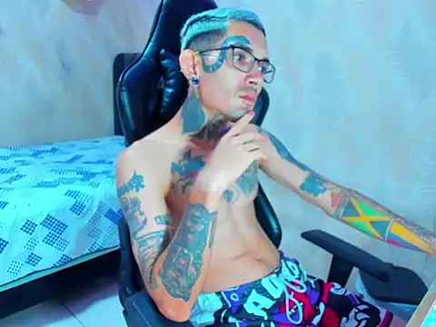 Boy_tatto77's cam snapshot