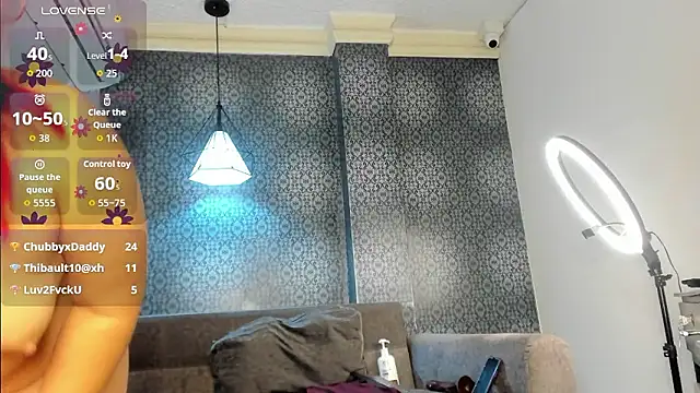 Dana_Scully's cam snapshot