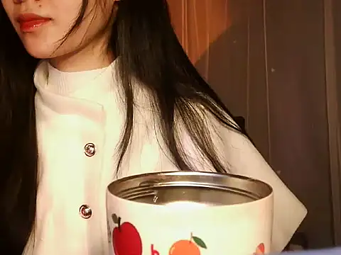 Nunaa18's cam snapshot