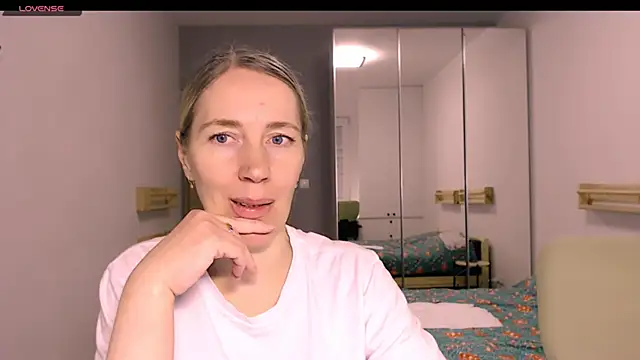 Javelinka's cam snapshot