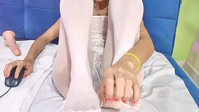 Karen_Ariass's cam snapshot