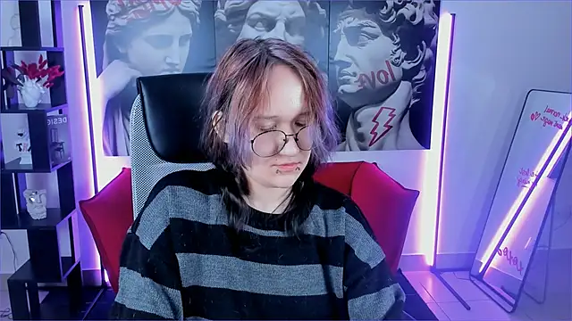 Sylvia_Reed's cam snapshot