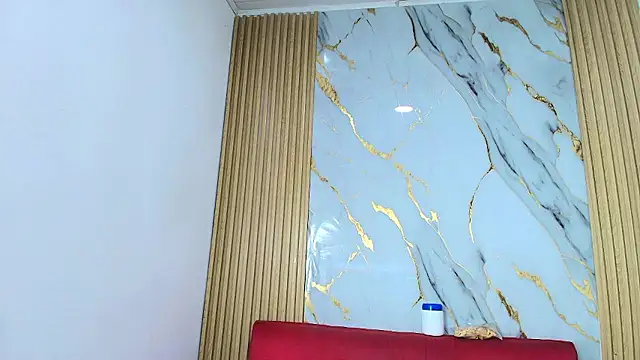 Luluu_08's cam snapshot