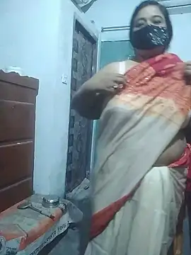 momo_loves's cam snapshot