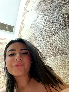 jailyncam_'s cam snapshot