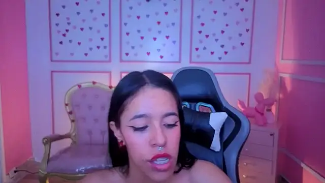 stephania_t's cam snapshot