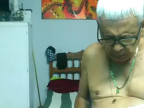 dirtysluttyfist's cam snapshot