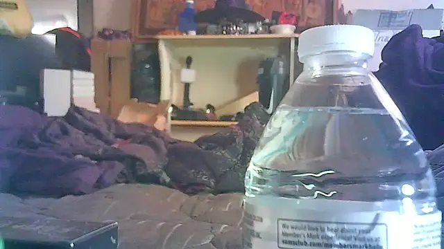 ON3YOULLN3VER_FIR3's cam snapshot