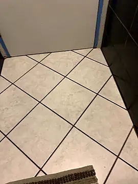 MrDwhit's cam snapshot