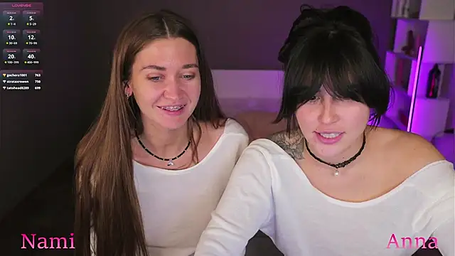 Mari___Anna live sex cam