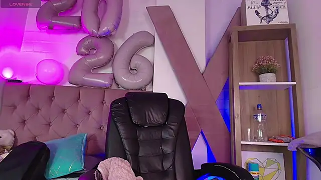 PepperTwink's cam snapshot