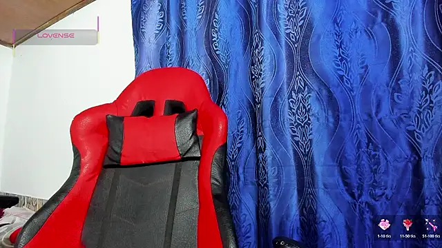 miss_maithe's cam snapshot