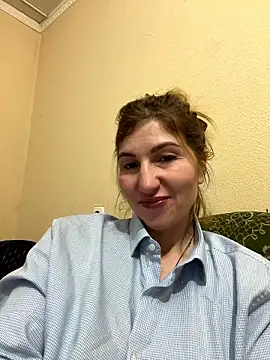 _Crystal_2's cam snapshot